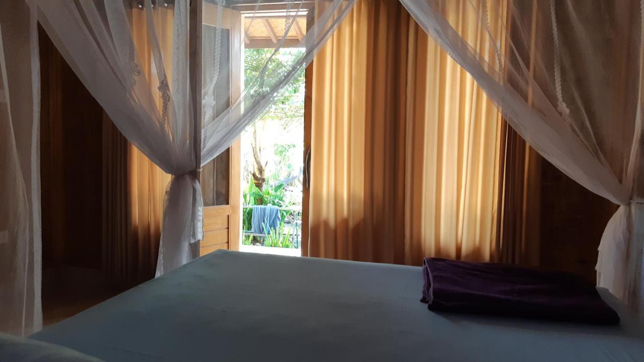 Friend House Stay & Surf Airsatang Exterior photo